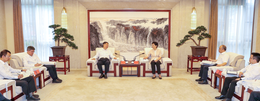 華能集團(tuán)黨組書記、董事長(zhǎng)拜會(huì)四川省委副書記、成都市委書記施小琳