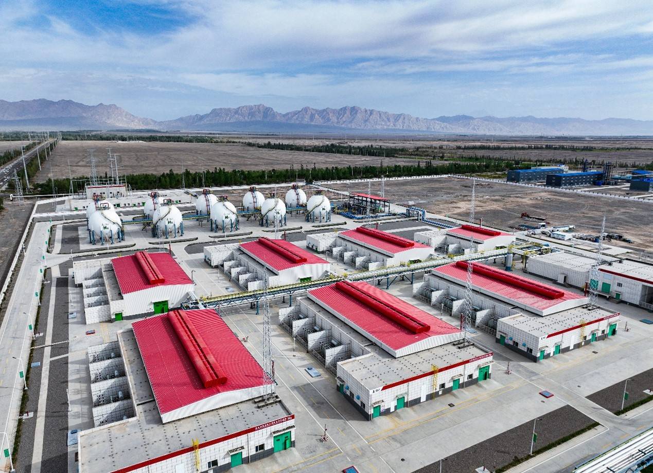 隆基氫能助力我國首個萬噸級綠氫示范項(xiàng)目全面投產(chǎn)