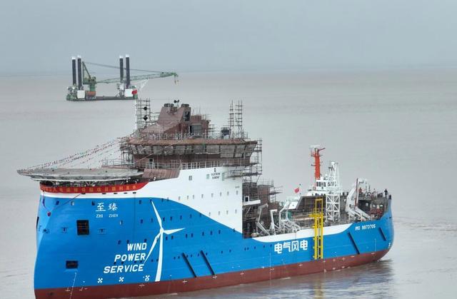 亞洲首制風(fēng)電運(yùn)維母船下水，中國(guó)海上風(fēng)電邁向深海的關(guān)鍵一步