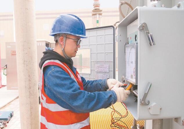 范紅星：在現(xiàn)場學(xué)習(xí)成長，在一線實踐創(chuàng)新