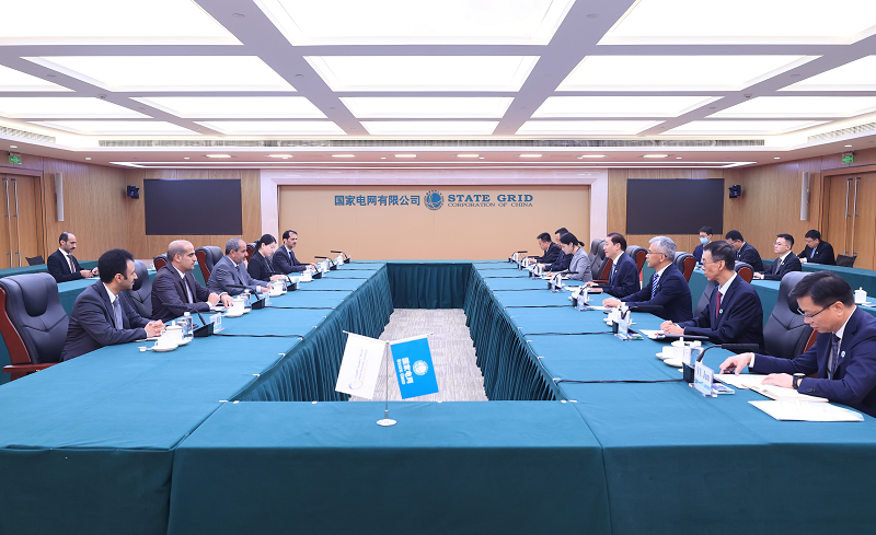 辛保安會見聯(lián)合國全球契約組織總干事桑達·奧佳博、沙特電力公司首席執(zhí)行官哈立德·古努