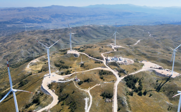 波黑伊沃維克風(fēng)電項(xiàng)目全場(chǎng)建設(shè)安裝施工完成