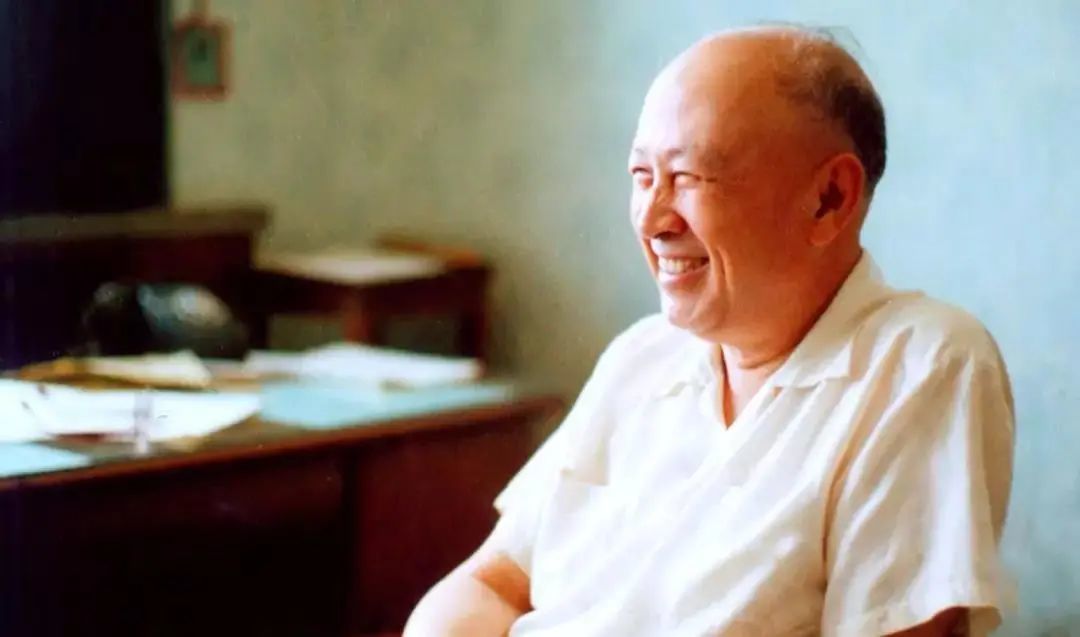 京能充電樁:錢學森與新能源汽車!中國科技力量的崛起與自強