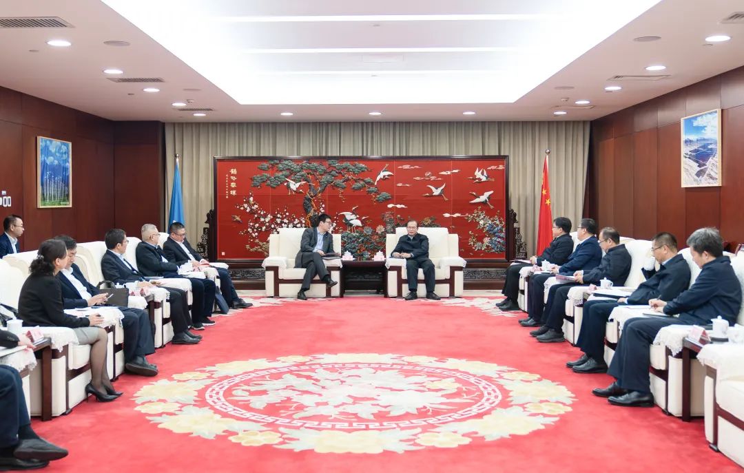 華電黨組書記、董事長江毅會見上海電氣集團黨委書記、董事長吳磊