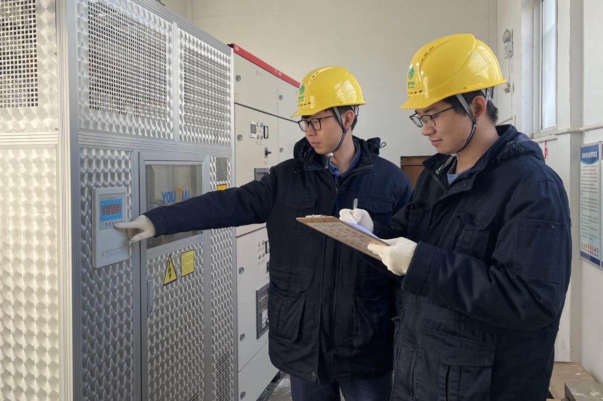 國網(wǎng)余姚市供電公司:做足保電“功課” 滿電護(hù)航“雙考”