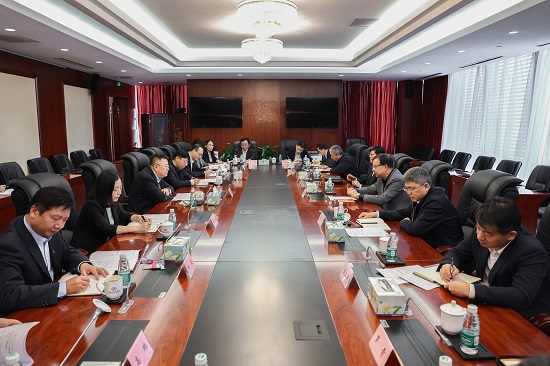 華能集團(tuán)總經(jīng)理、黨組副書記鄧建玲拜訪中國(guó)進(jìn)出口銀行黨委副書記、行長(zhǎng)任生俊