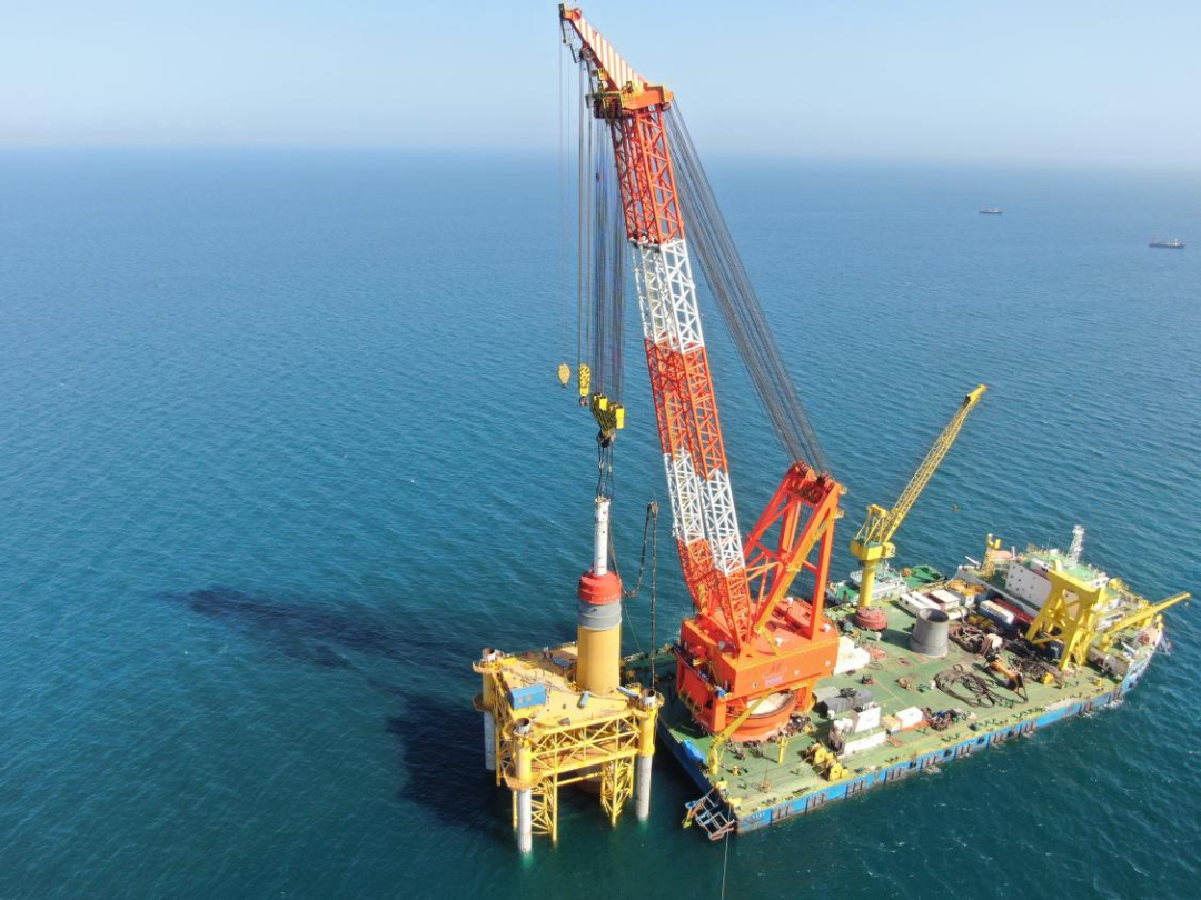 海南省首根海上風(fēng)電樁基下海，這個(gè)示范項(xiàng)目正式開工！