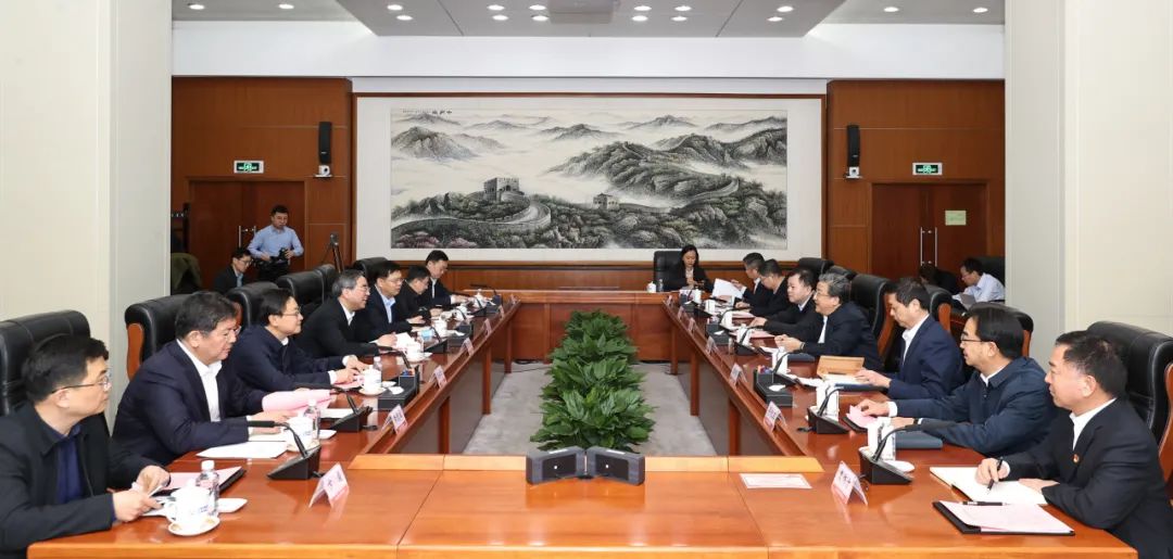 中核集團(tuán)與青島市政府會(huì)談:共同開創(chuàng)合作共贏新局面