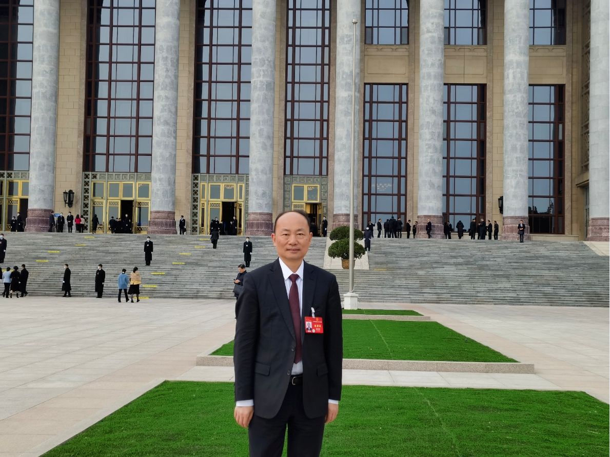 【兩會(huì)好聲音】全國(guó)人大代表，中石化鎮(zhèn)海煉化董事長(zhǎng)、黨委書(shū)記莫鼎革：踐行“雙碳”戰(zhàn)略，發(fā)