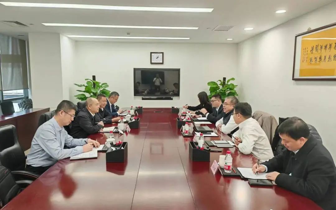 圍繞海上風(fēng)電相關(guān)項(xiàng)目，華電遼寧與中國(guó)中車集團(tuán)會(huì)談！