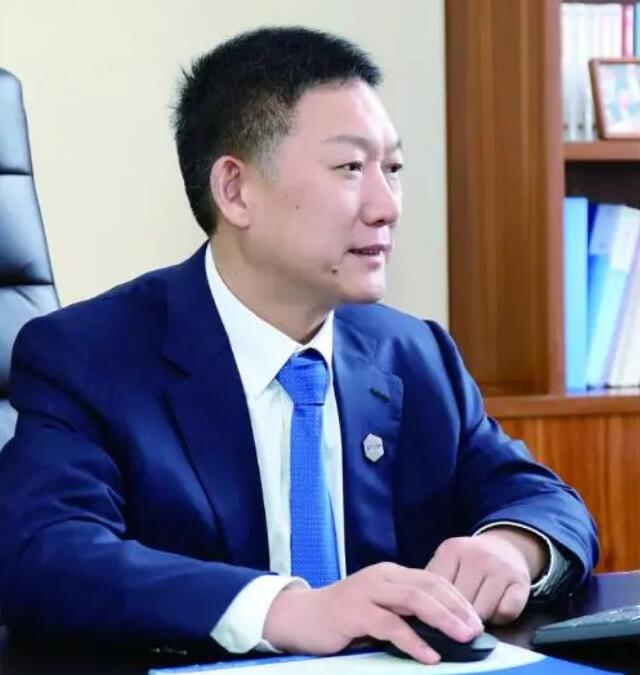 全國人大代表、邦普循環(huán)總裁李長東：支持企業(yè)全球布局新能源用礦產資源