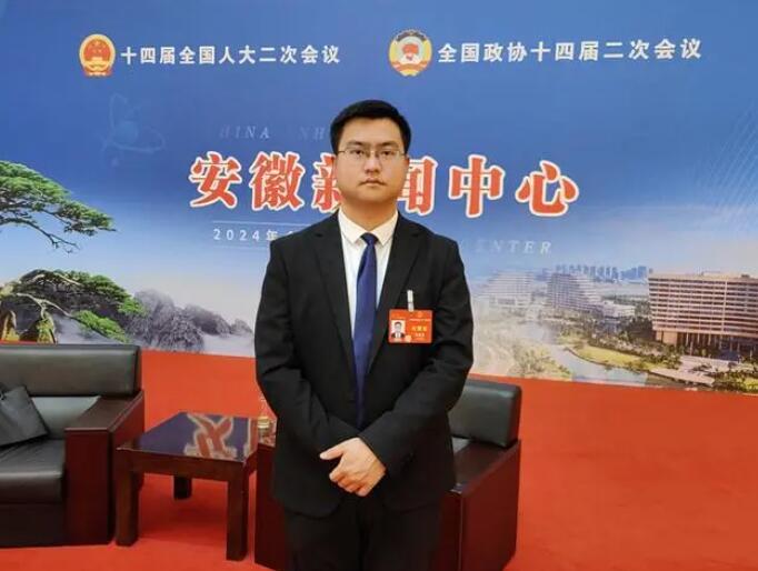 全國(guó)人大代表、國(guó)軒高科姚金?。簶?biāo)準(zhǔn)、技術(shù)、產(chǎn)業(yè)鏈多管齊下，推動(dòng)電化學(xué)儲(chǔ)能產(chǎn)業(yè)高質(zhì)量發(fā)展