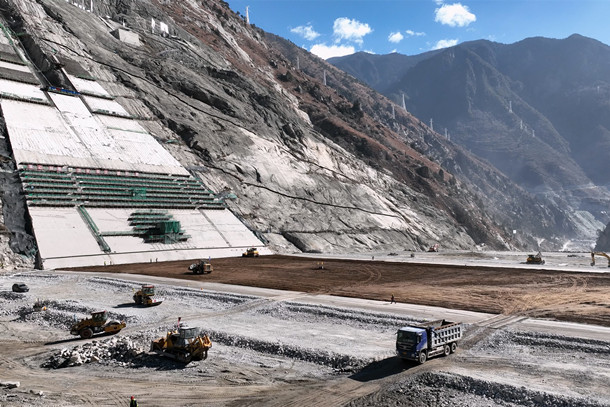 大渡河雙江口關鍵技術解決復雜地質(zhì)灌漿難題