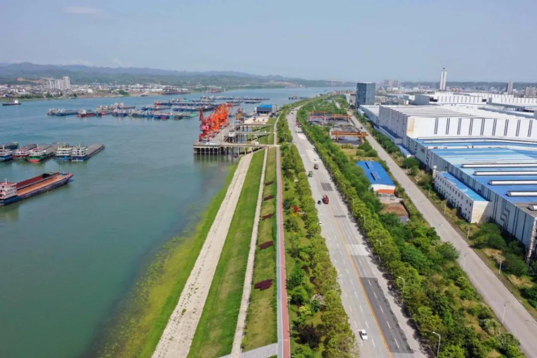 中國三峽集團守護(hù)長江逐“綠”而行