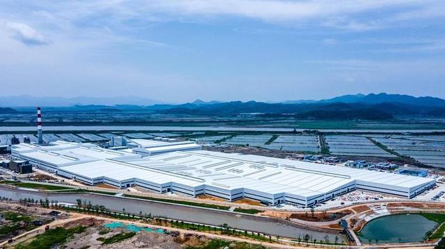 儲(chǔ)能“狂飆”，浙江這個(gè)小縣憑什么在萬(wàn)億賽道里翻盤(pán)?