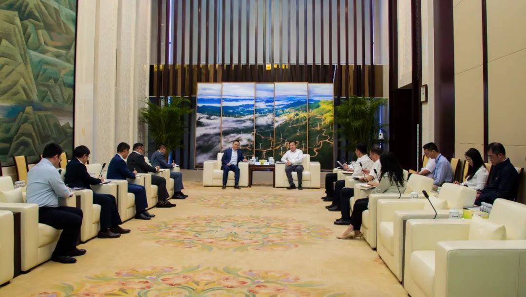 國家電投黨組書記、董事長劉明勝劉明勝會見遠(yuǎn)景集團(tuán)董事長張雷