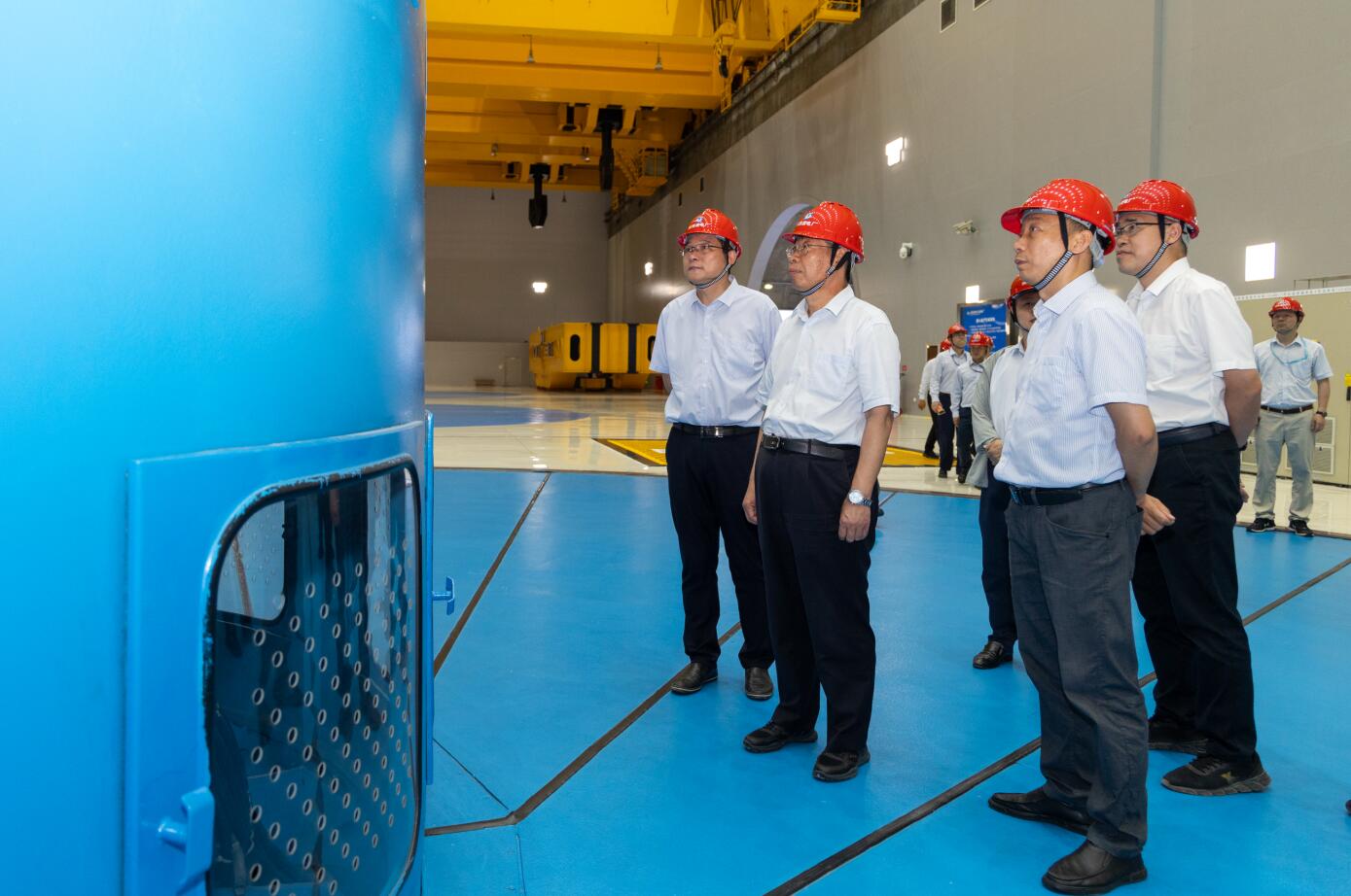 三峽集團(tuán)董事長(zhǎng)、黨組書記劉偉平赴向家壩、溪洛渡水電站調(diào)研