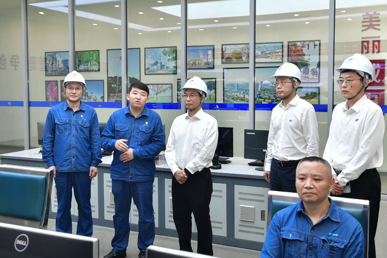 華電黨組書記、董事長江毅赴華電江蘇區(qū)域調(diào)研