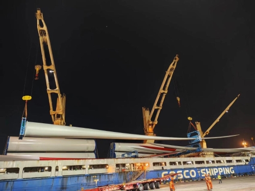 南非奧亞混合能源電站項目18套風電設(shè)備順利發(fā)運