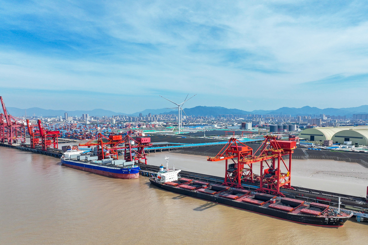 【迎峰度夏進(jìn)行時(shí)】國(guó)家能源集團(tuán):不懼“烤”驗(yàn) 決勝保供大“考”