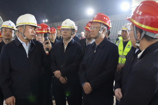 中國電建黨委副書記、總經(jīng)理王斌赴高原重大項(xiàng)目調(diào)研指導(dǎo)工作 宣講黨的二十屆三中全會精神