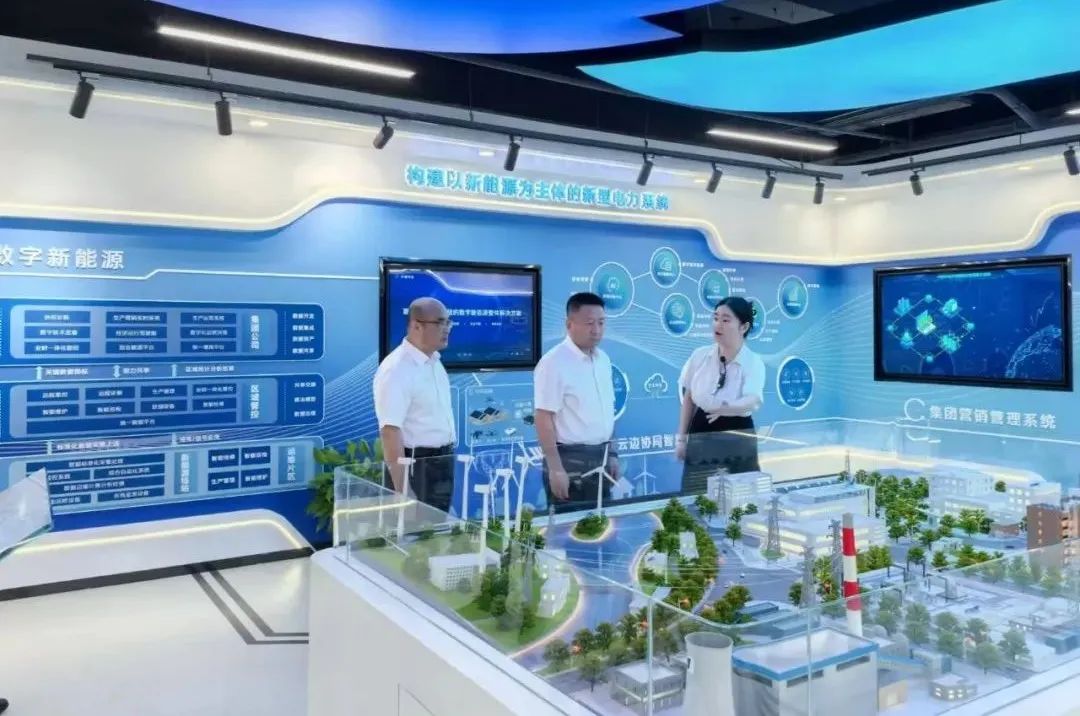 華電內(nèi)蒙古公司黨委書記、董事長那仁滿都拉與國電南自黨委書記、董事長經(jīng)海林會談交流