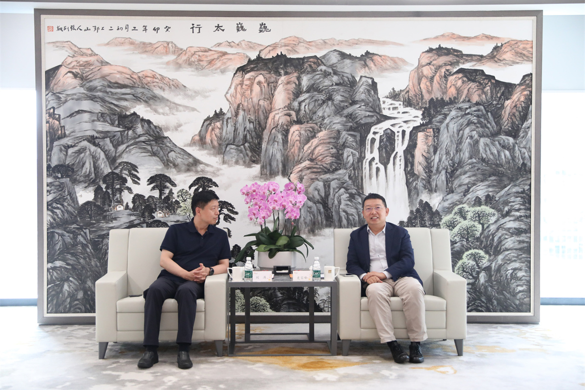 華潤電力董事局主席史寶峰主席會見許昌市委副書記、市長劉濤