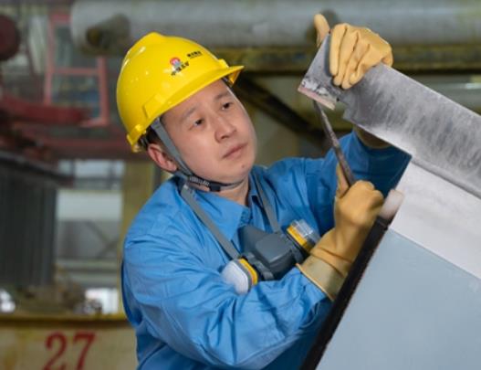 大國(guó)工匠柳祥國(guó)：匠心筑夢(mèng)，鋅電解領(lǐng)域的創(chuàng)新先鋒