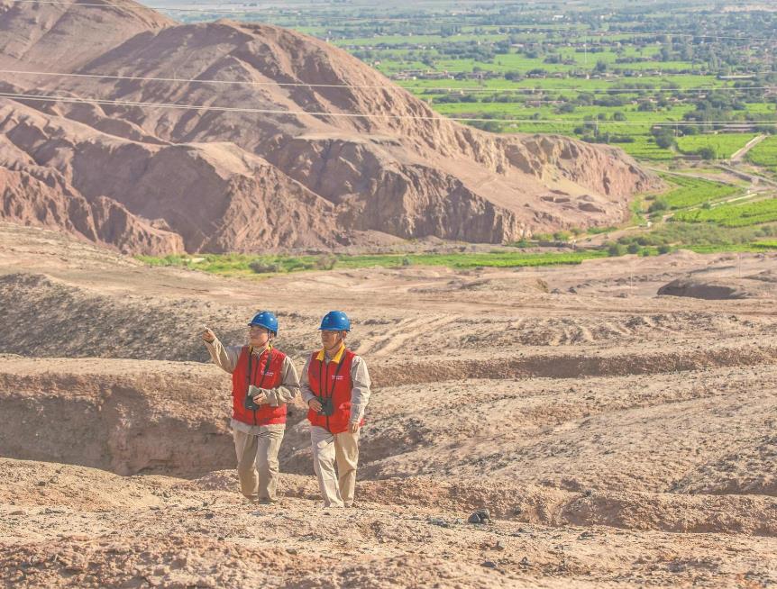 火焰山下守光明 共敘民族團結(jié)情——記“全國民族團結(jié)進(jìn)步模范集體”新疆吐魯番供電公司