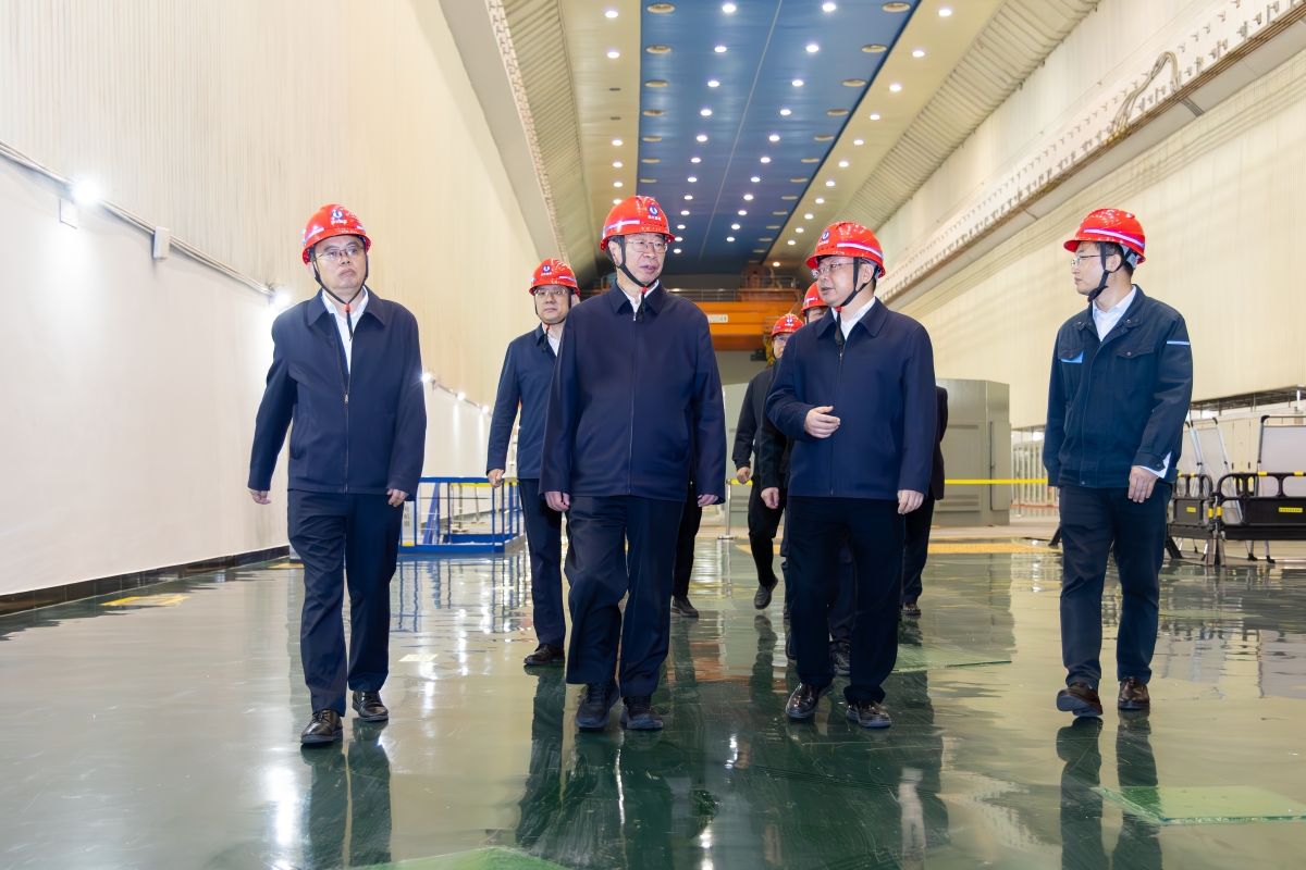 三峽集團董事長、黨組書記劉偉平赴清江梯級水電站調(diào)研