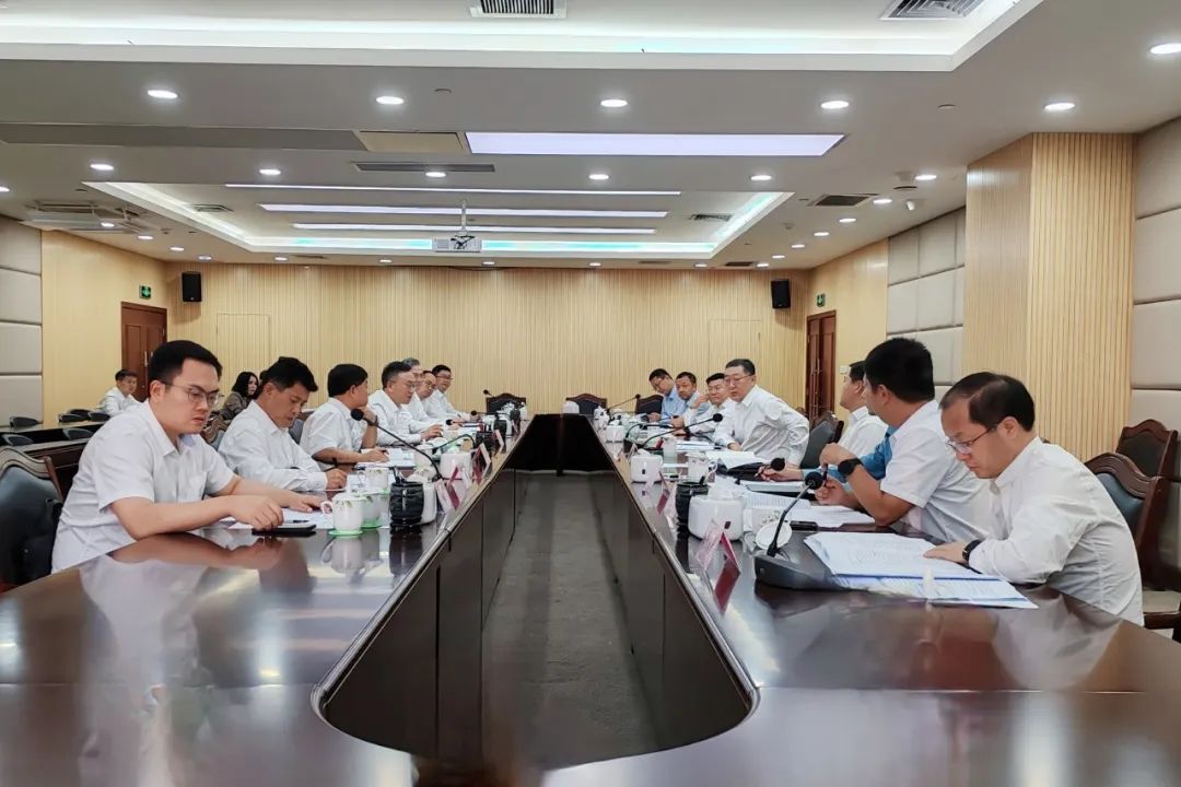 國(guó)家能源集團(tuán)廣西公司黨委書記、董事長(zhǎng)李富軍拜會(huì)柳州市委副書記、市長(zhǎng)張壯