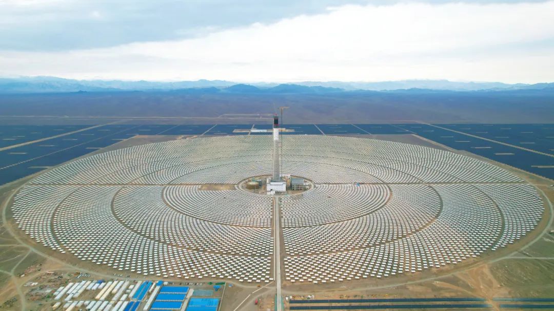 1000兆瓦“光熱+光伏”項目,首批并網(wǎng)發(fā)電!