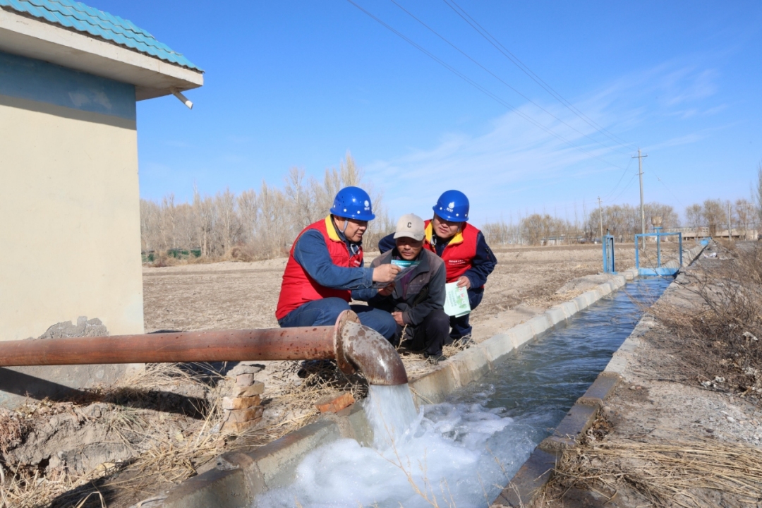 甘肅瓜州:“滿格電力”保障冬灌用電無(wú)憂