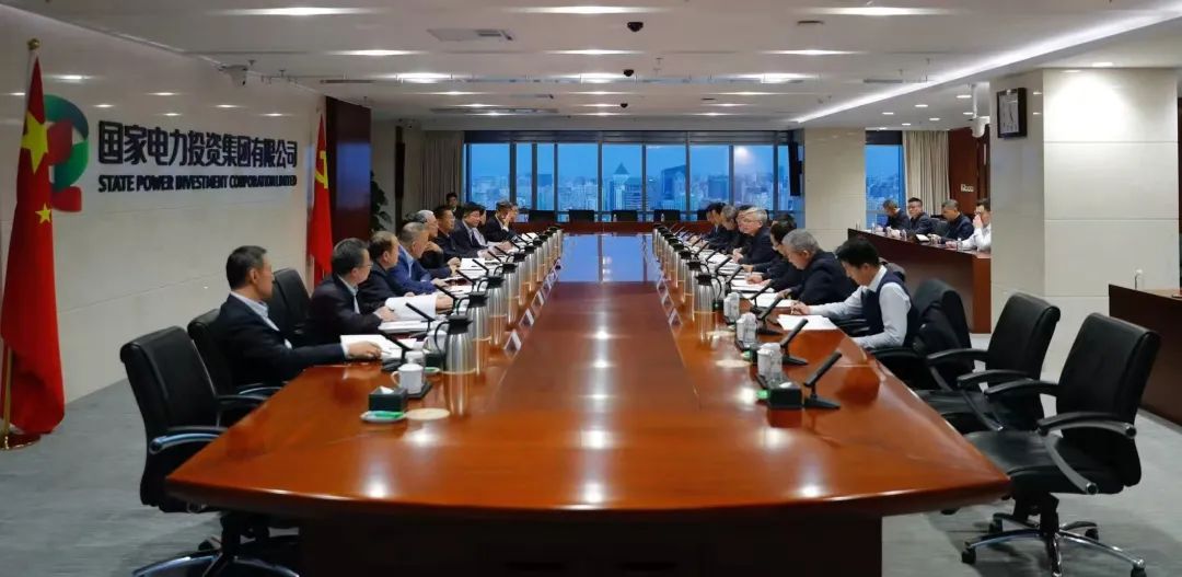 國家電投總經(jīng)理、黨組副書記栗寶卿會見東方電氣總經(jīng)理、黨組副書記張彥軍