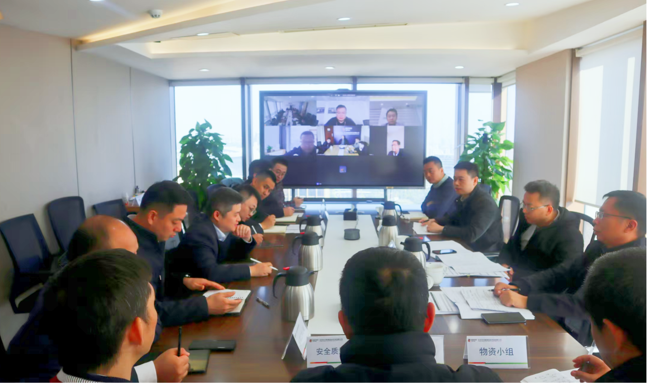 國(guó)家電投四川公司黨委書(shū)記、董事長(zhǎng)盧岸健調(diào)研攀枝花儲(chǔ)能、色達(dá)光儲(chǔ)項(xiàng)目建設(shè)工作