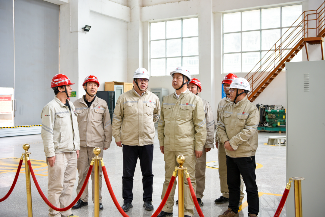 大唐甘肅公司黨委書記、董事長王建偉到碧口水電廠調研指導工作