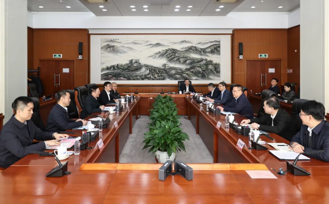 中核集團會見哈電集團總經(jīng)理、黨委副書記黃偉一行