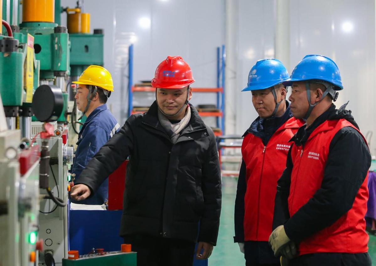 國網(wǎng)焦作供電公司靠前服務 助企復工“電力十足”