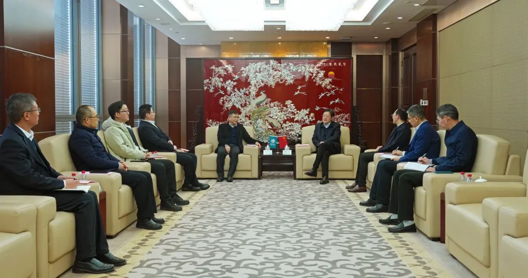 華電上海公司黨委書記顧金芳率隊(duì)拜訪國網(wǎng)華東分部