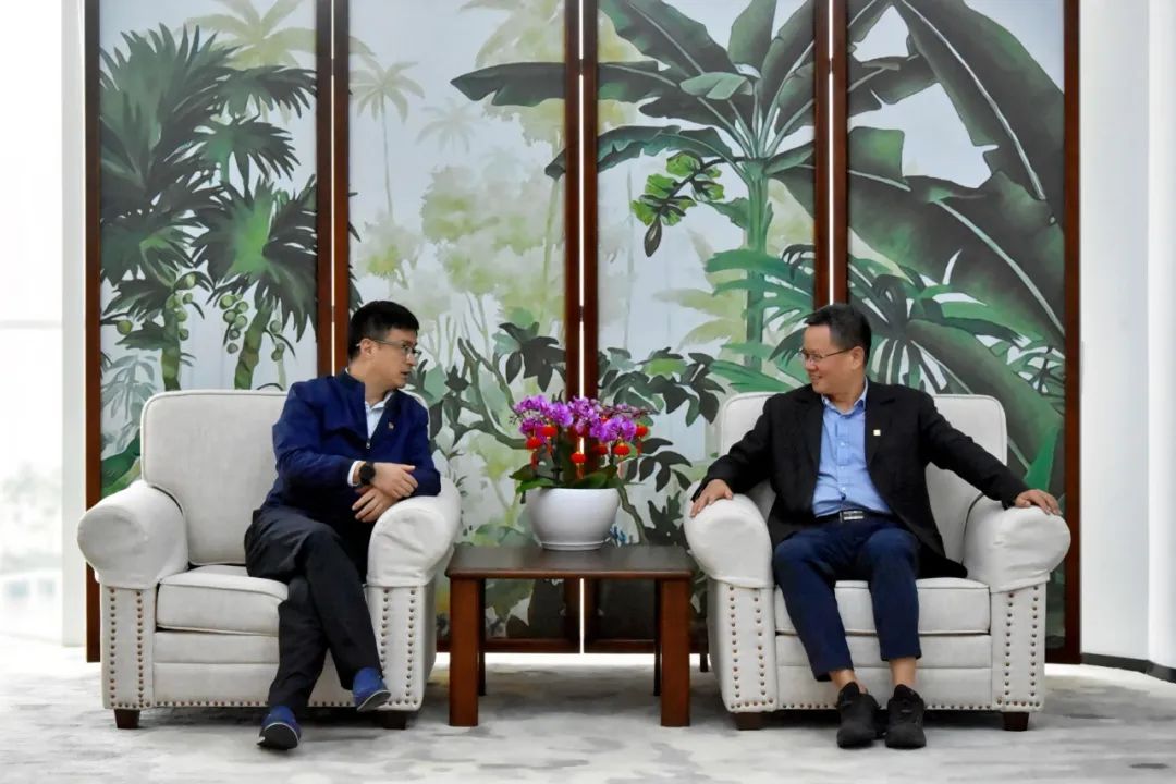國(guó)電投海南公司黨委副書(shū)記、總經(jīng)理劉波濤拜訪大唐海南公司黨委書(shū)記、董事長(zhǎng)王俊啟