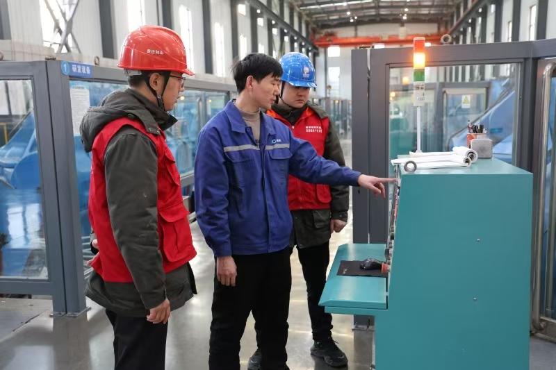 國網(wǎng)新安縣供電公司唱好服務(wù)曲，助企開好局