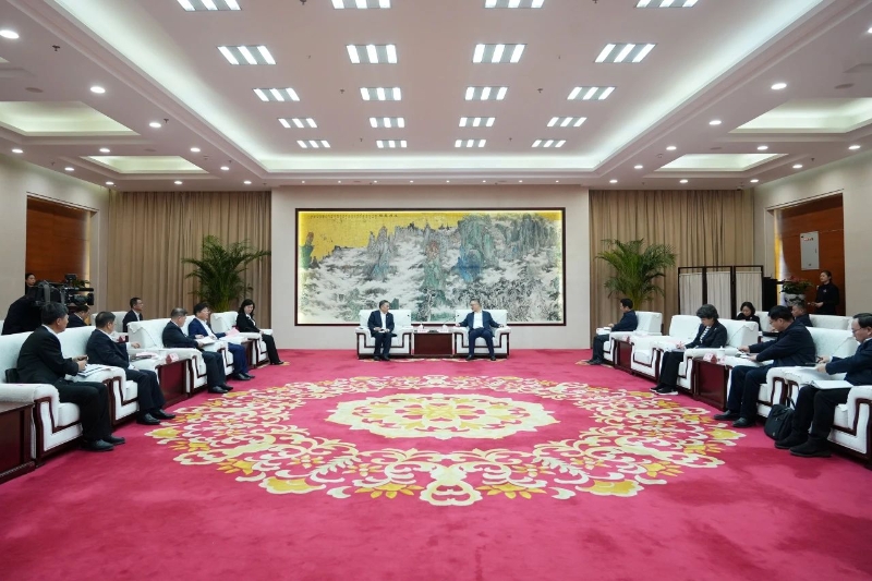 中國(guó)能建黨委書記、董事長(zhǎng)宋海良拜會(huì)安徽省委