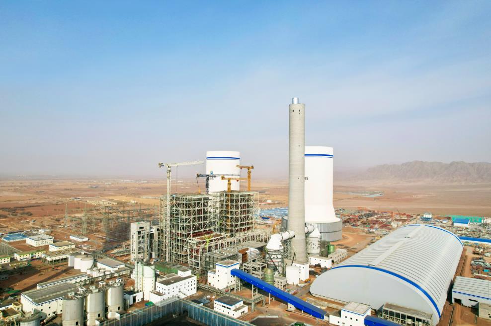 甘肅張掖百萬燃煤機(jī)組擴(kuò)建項目煙囪3號鋼內(nèi)筒到頂